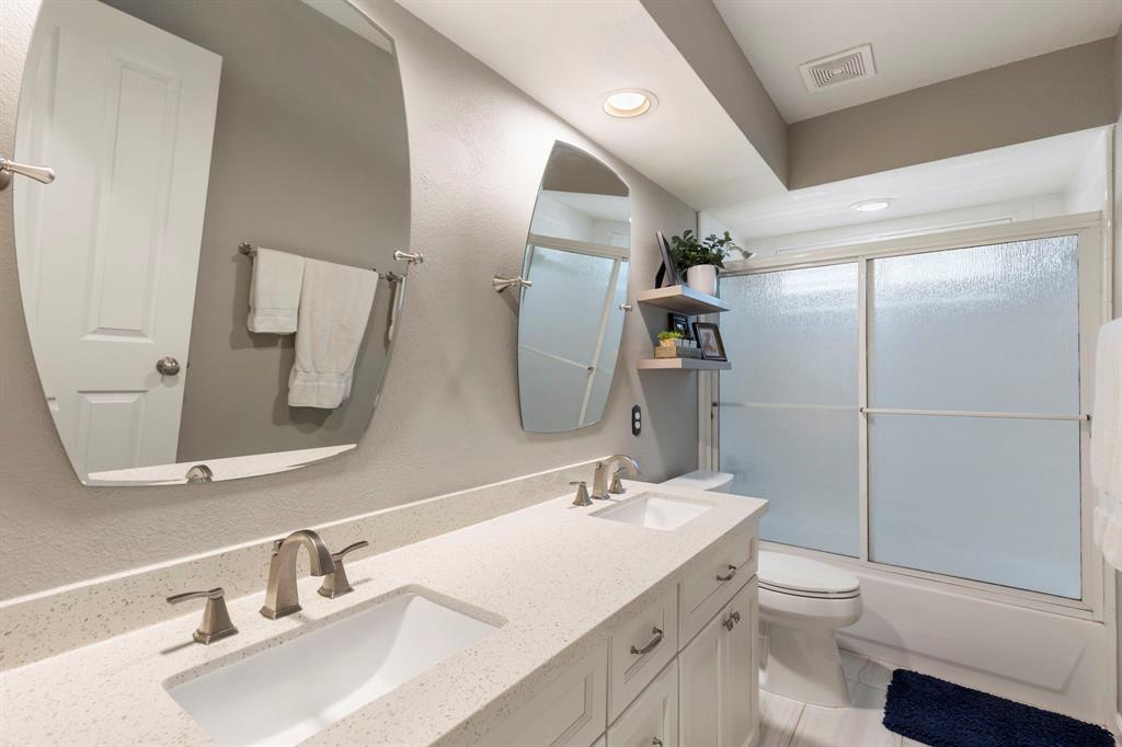 31 Alden Glen Drive, The Woodlands, Texas image 30