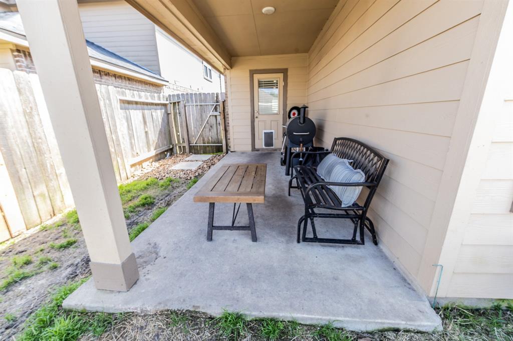 2126 Bravos Manor Lane, Fresno, Texas image 24