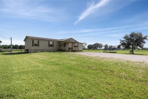 A home in Anahuac