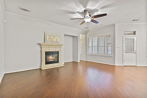 A home in League City