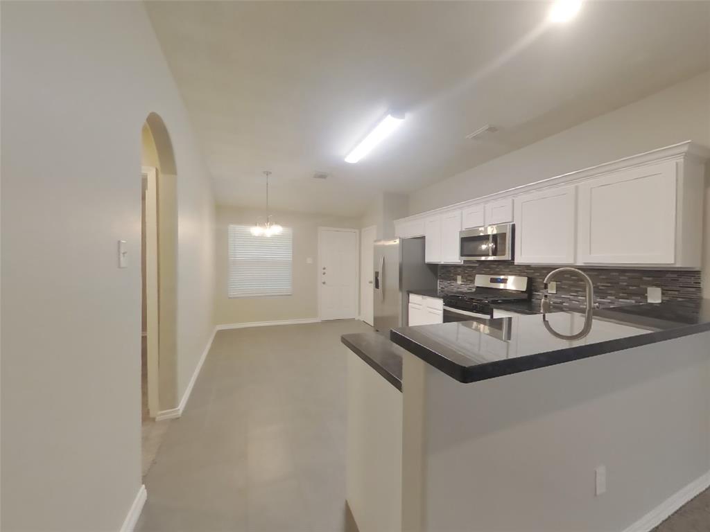 25402 Holyoke Lane