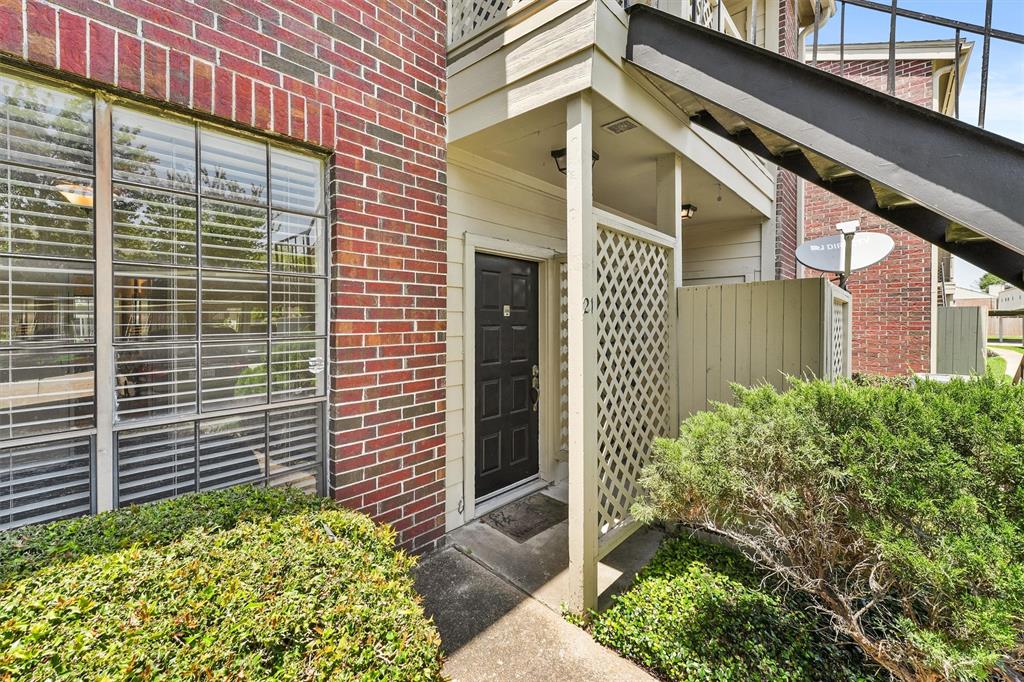 8055 Cambridge Street #21, Houston, Texas image 2