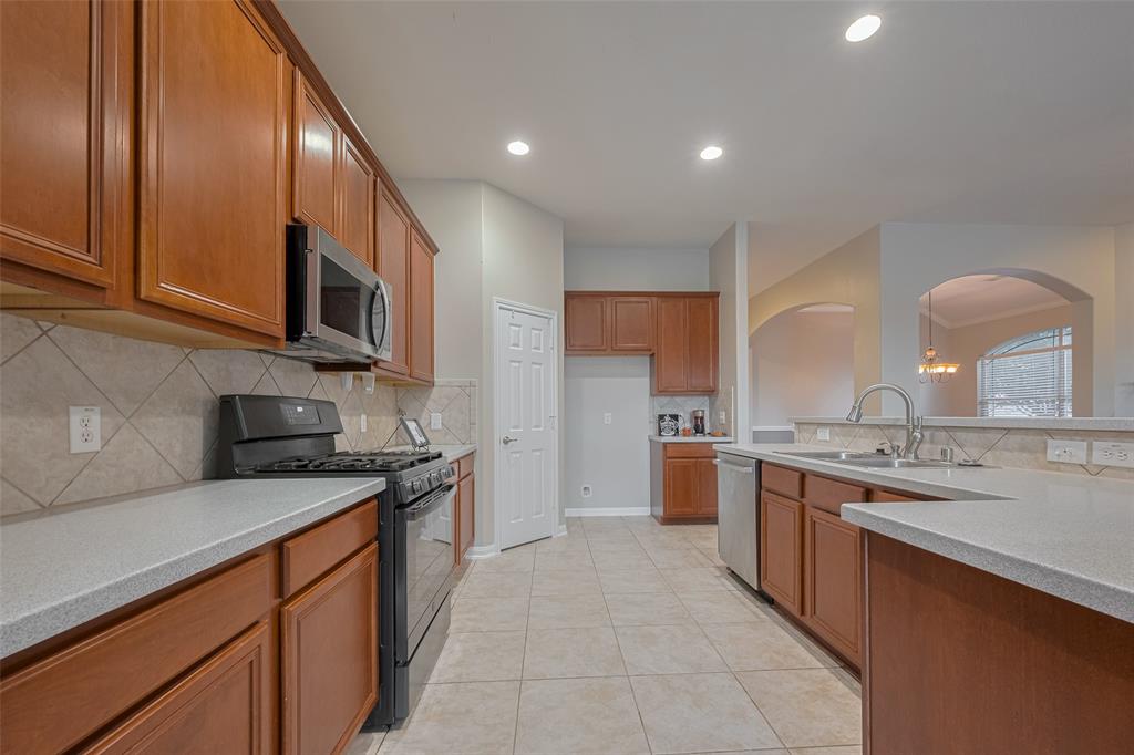 13409 Timberoak Court, Rosharon, Texas image 12