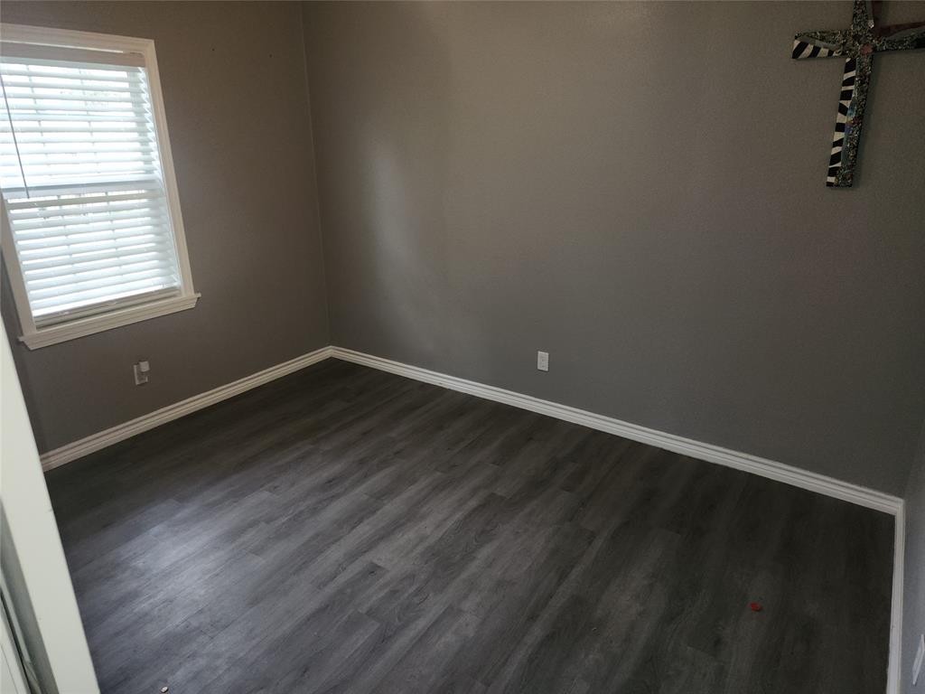 510 E Louisiana Street, Brazoria, Texas image 9