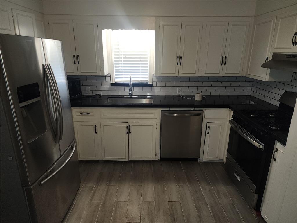 510 E Louisiana Street, Brazoria, Texas image 5