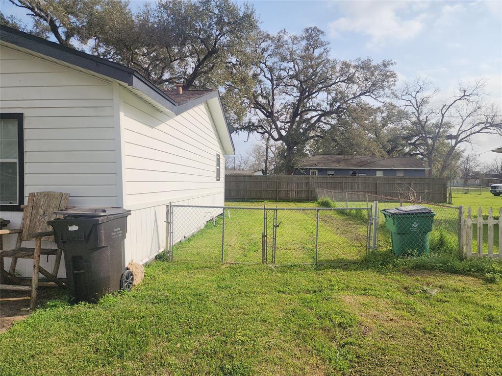 510 E Louisiana Street, Brazoria, Texas image 16