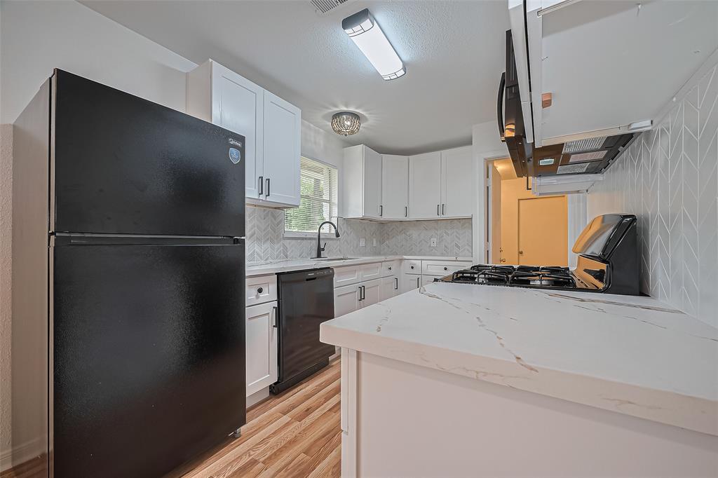 1029 Dolly Wright Street, Houston, Texas image 17