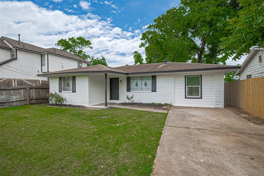 1029 Dolly Wright Street, Houston, Texas image 4