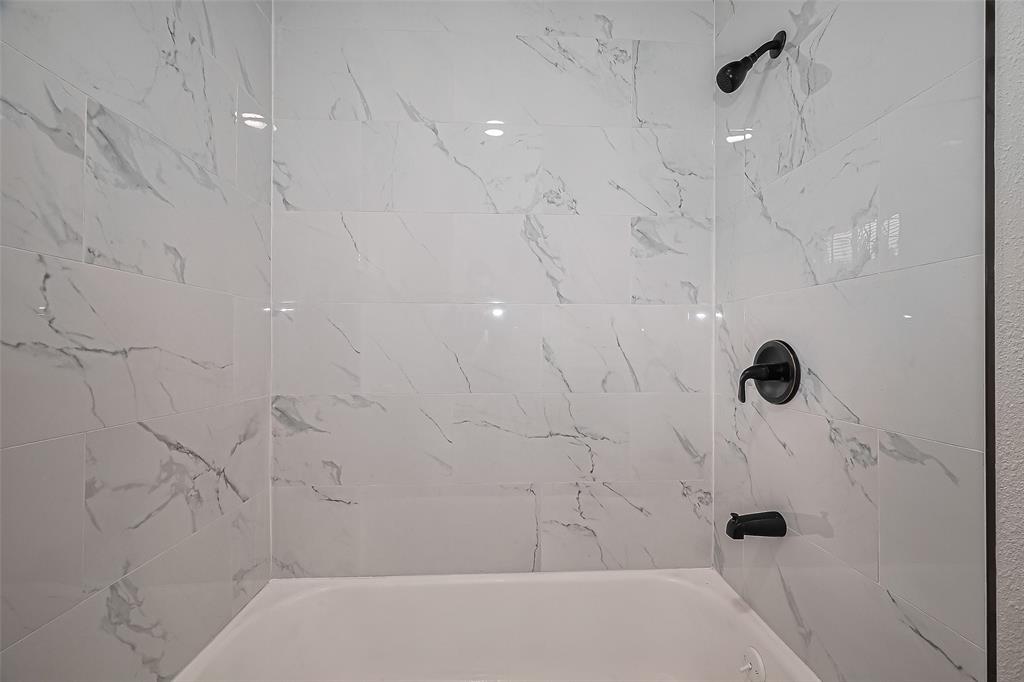 1029 Dolly Wright Street, Houston, Texas image 30