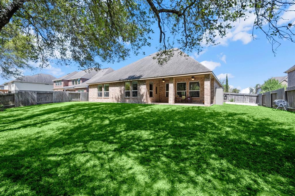 8922 Covington Estates Circle, Pearland, Texas image 27