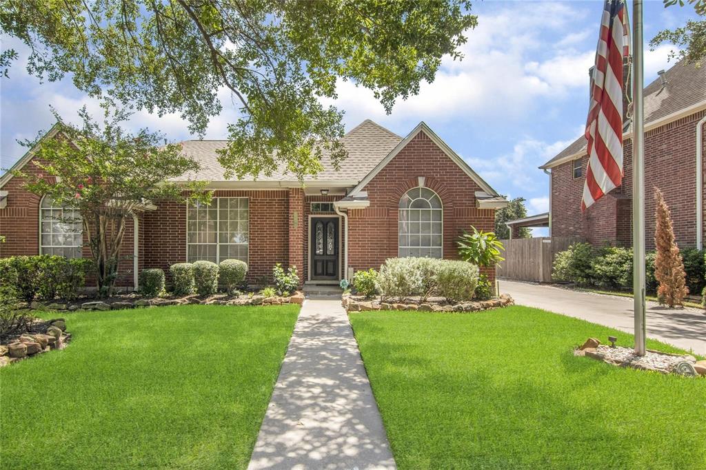 3305 Greenwood Place, Deer Park, Texas image 2