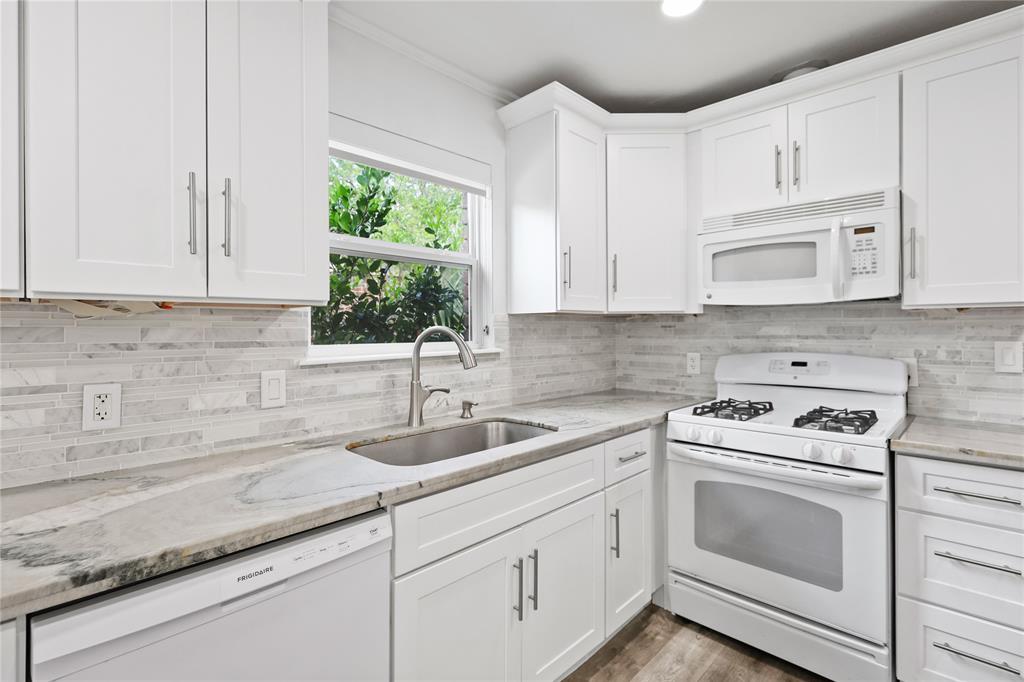 10719 Burgoyne Road, Houston, Texas image 21