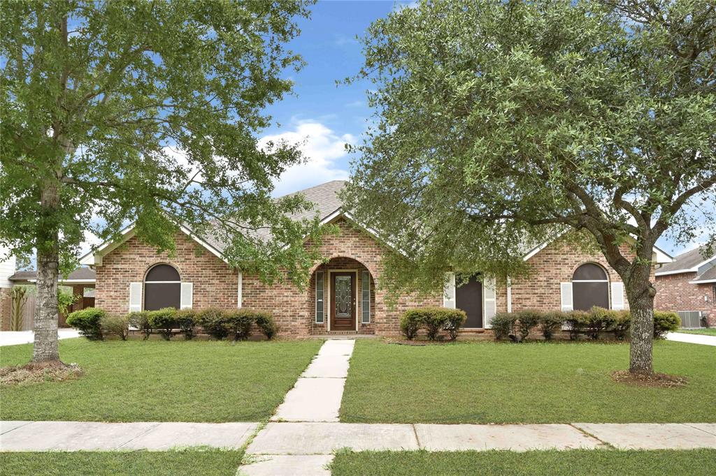 11108 Dawson Road, Pearland, Texas image 1