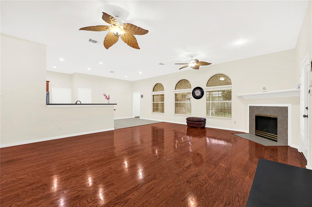 11108 Dawson Road, Pearland, Texas image 7