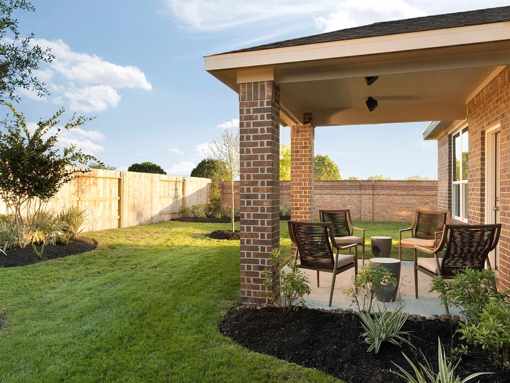 12130 Meandering Stream Drive, Baytown, Texas image 11