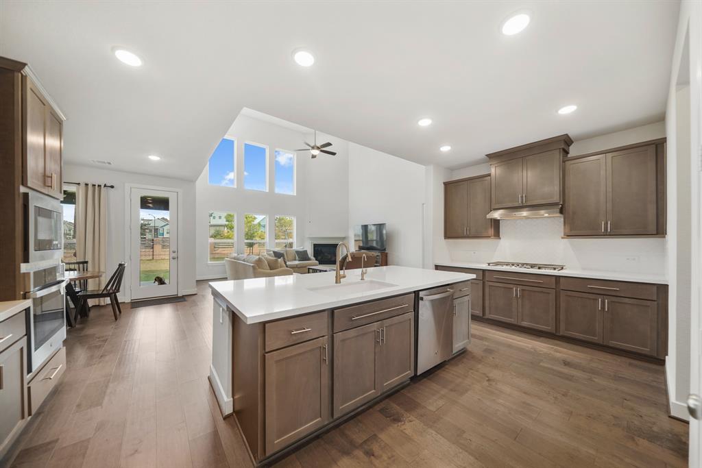 23926 Primrose Garden Road, Katy, Texas image 13