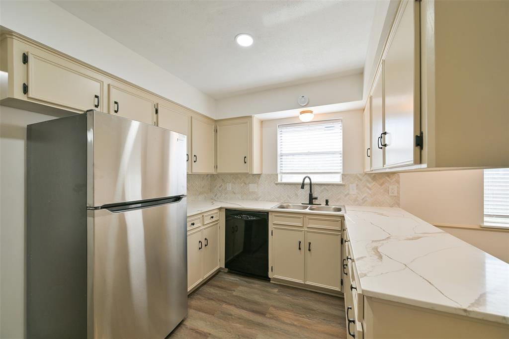 154 Camellia Street, Sugar Land, Texas image 10