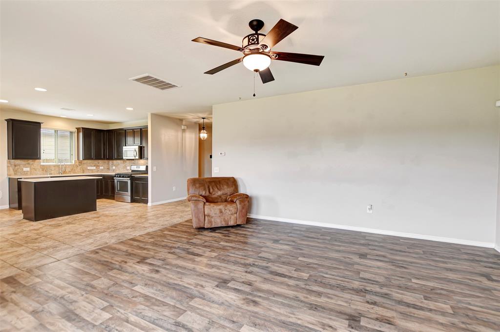 5439 Baronet Drive, Katy, Texas image 20