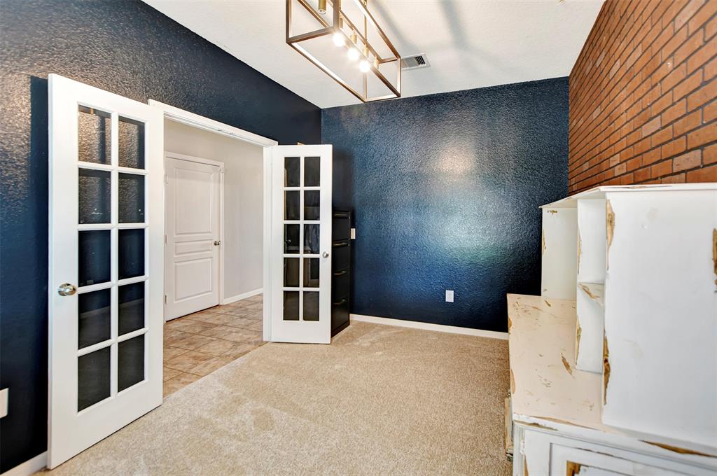 5439 Baronet Drive, Katy, Texas image 6