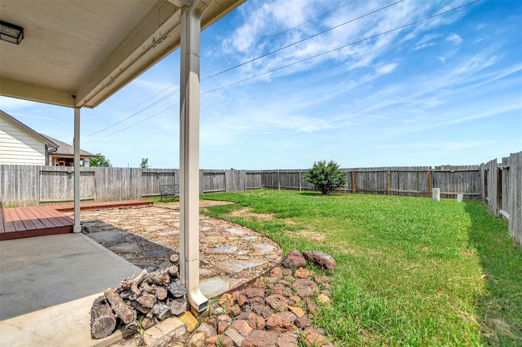 5439 Baronet Drive, Katy, Texas image 37