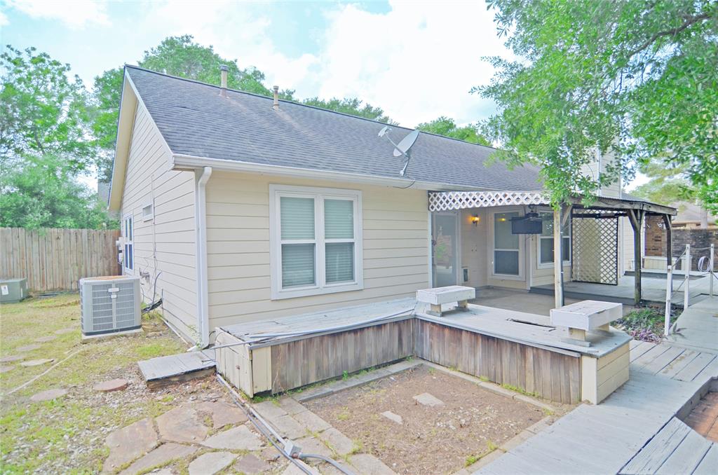 16806 Ashmoor Way, Houston, Texas image 21
