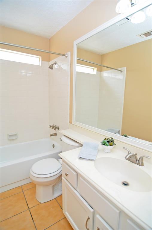 16806 Ashmoor Way, Houston, Texas image 18