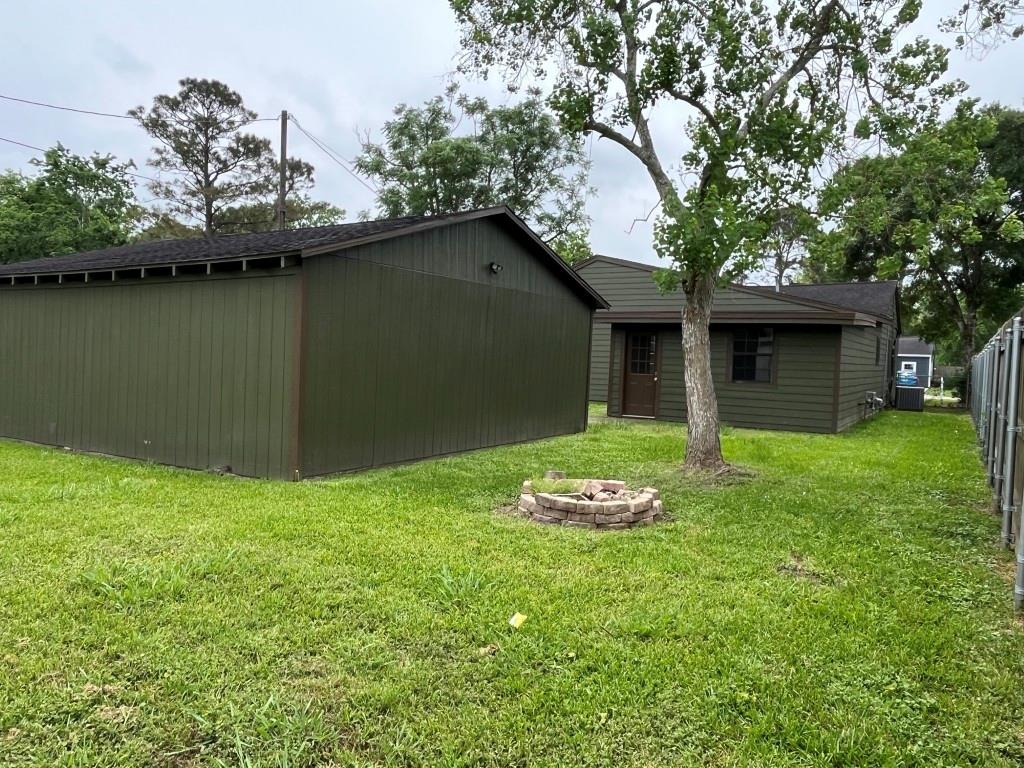 749 Lorrain Street, Angleton, Texas image 17