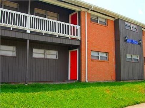 Photo of 2403 Southmore Boulevard #08, Houston, TX 77004 (MLS # 27892874)