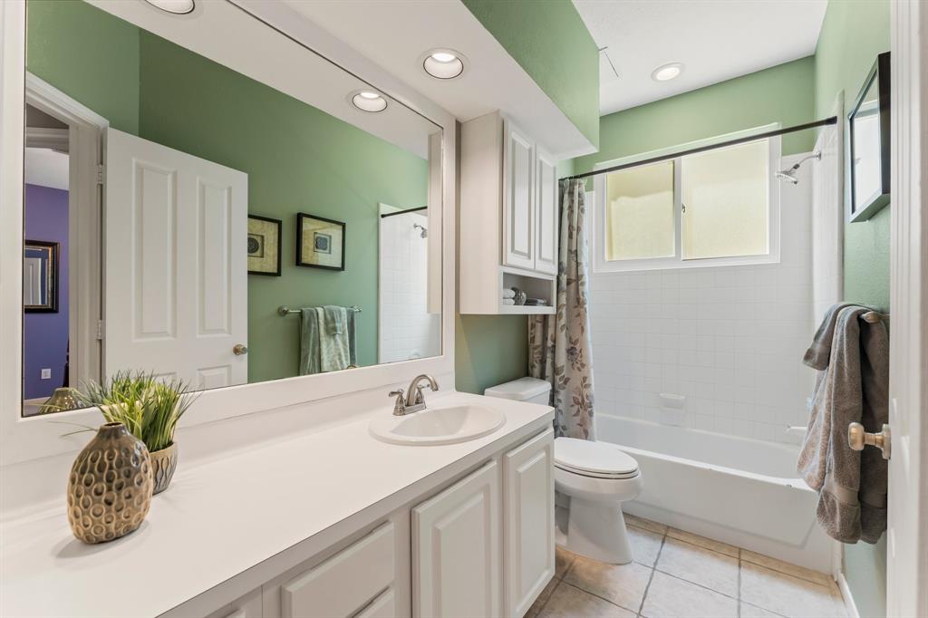 87 E Lakeridge Drive, The Woodlands, Texas image 37