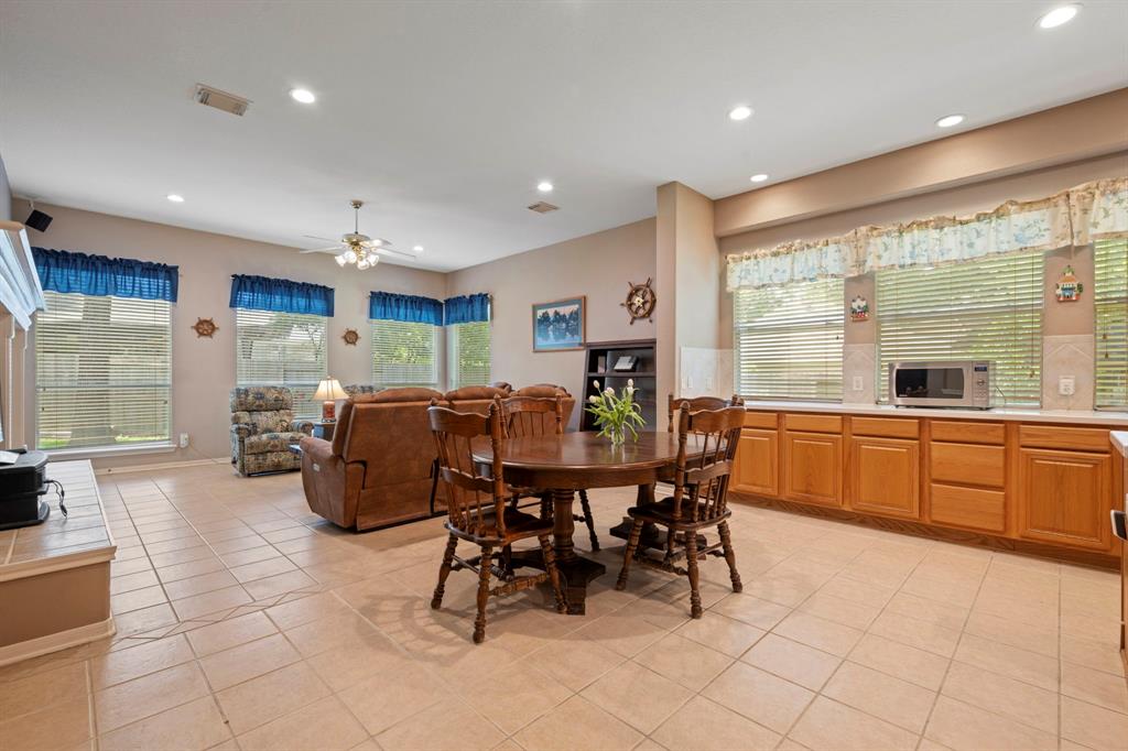 Spring, Texas 77382, United States, 3 Bedrooms Bedrooms, ,2 BathroomsBathrooms,Residential,Pending,130736