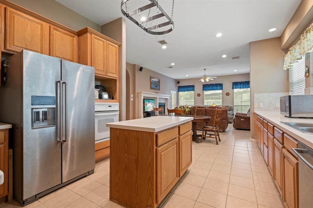 Spring, Texas 77382, United States, 3 Bedrooms Bedrooms, ,2 BathroomsBathrooms,Residential,Pending,130736