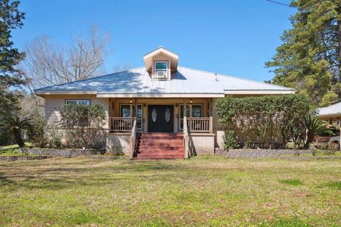 2401 Lonely Creek Circle Montgomery TX 77316