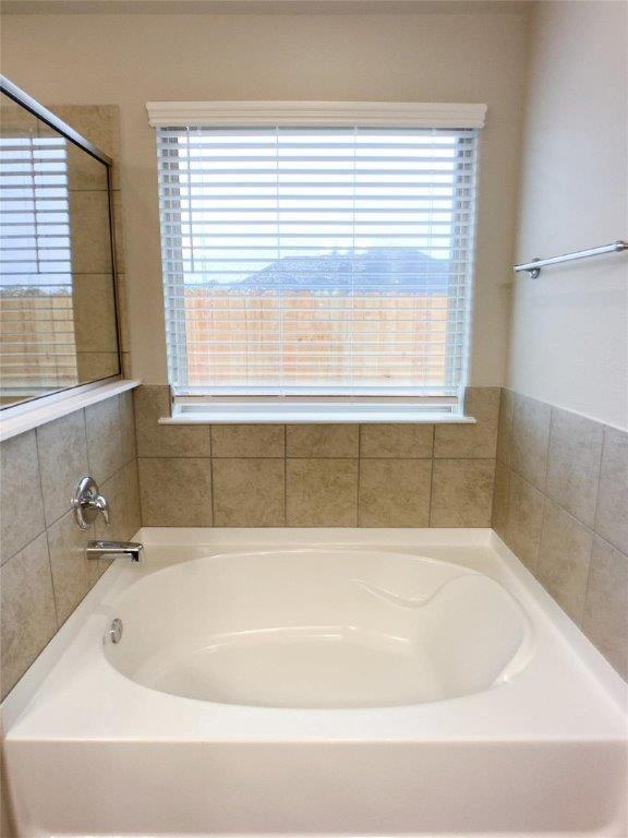 5818 Lilac Cove Court, Katy, Texas image 19