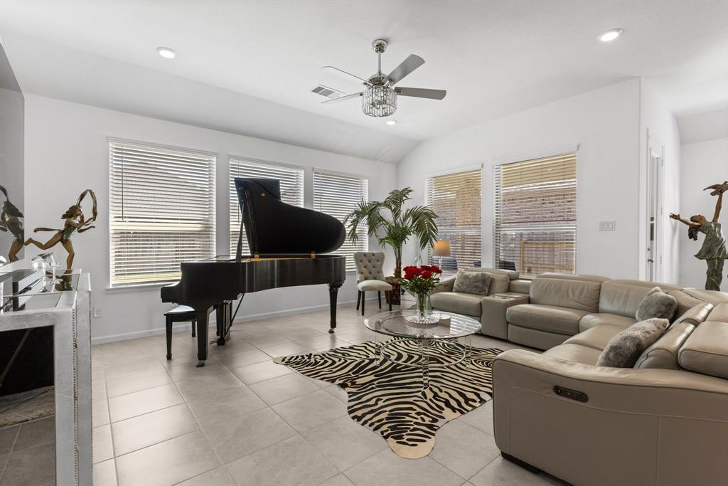 18929 Lazzaro Springs Drive, New Caney, Texas image 18
