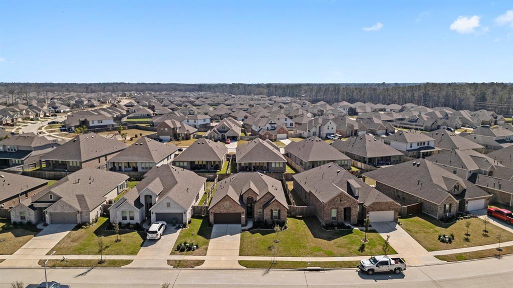 18929 Lazzaro Springs Drive, New Caney, Texas image 34