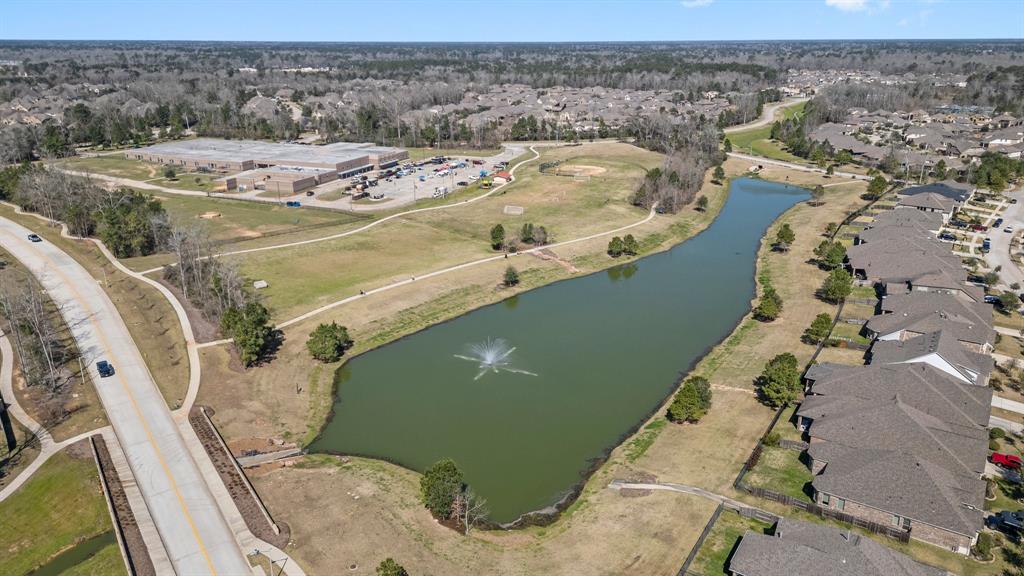 18929 Lazzaro Springs Drive, New Caney, Texas image 36