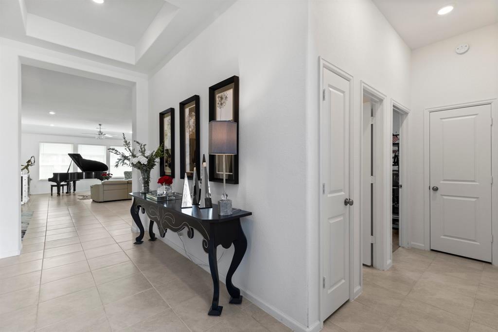 18929 Lazzaro Springs Drive, New Caney, Texas image 5
