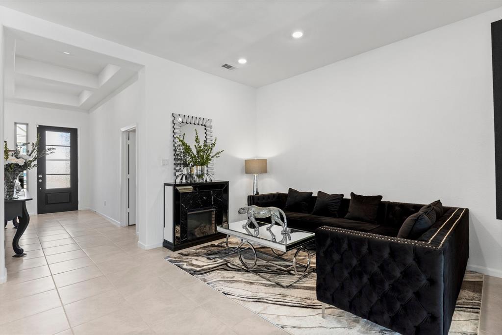 18929 Lazzaro Springs Drive, New Caney, Texas image 9