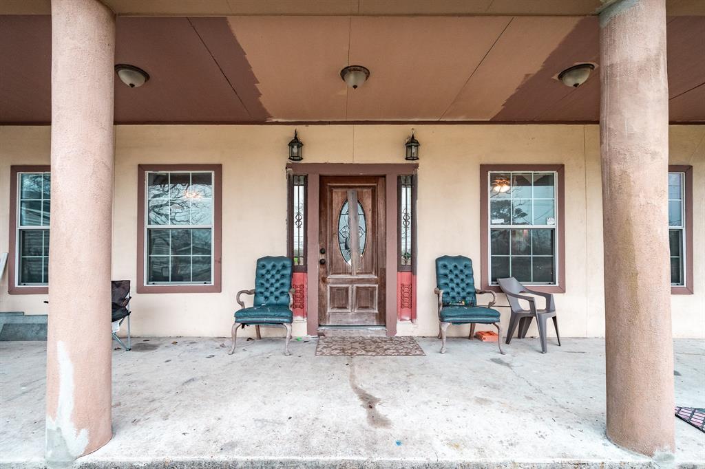 5318 N Redell Road, Baytown, Texas image 2