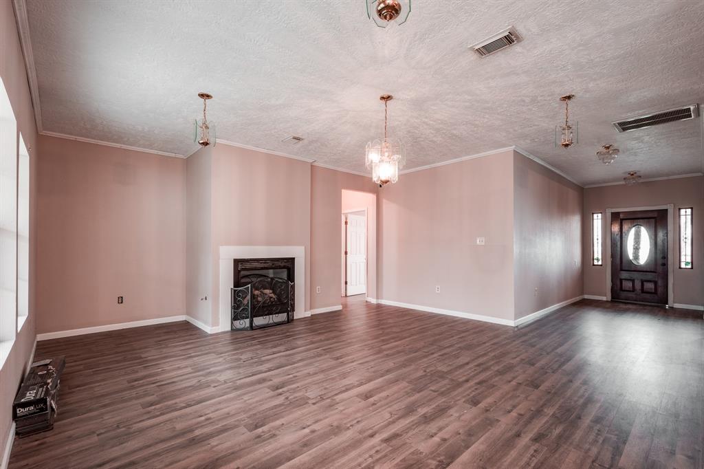 5318 N Redell Road, Baytown, Texas image 8