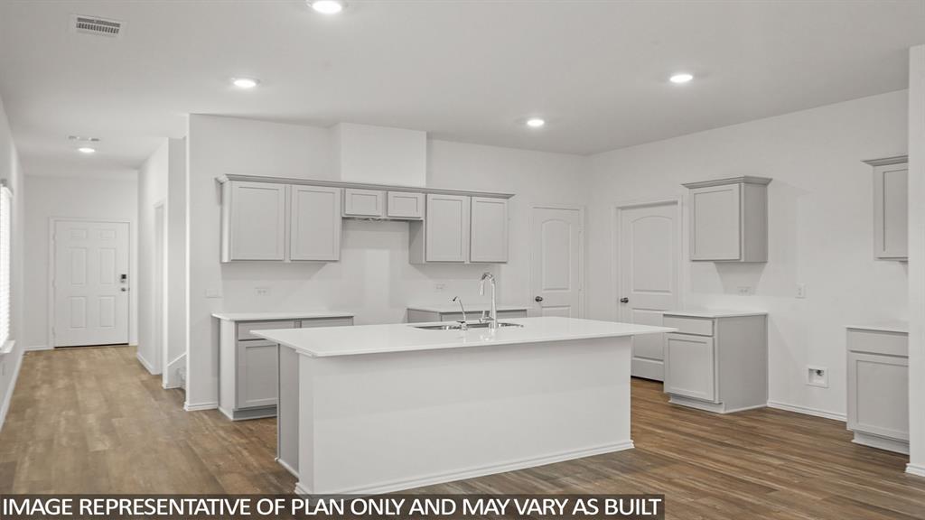 522 Belle Springs Lane, Conroe, Texas image 3