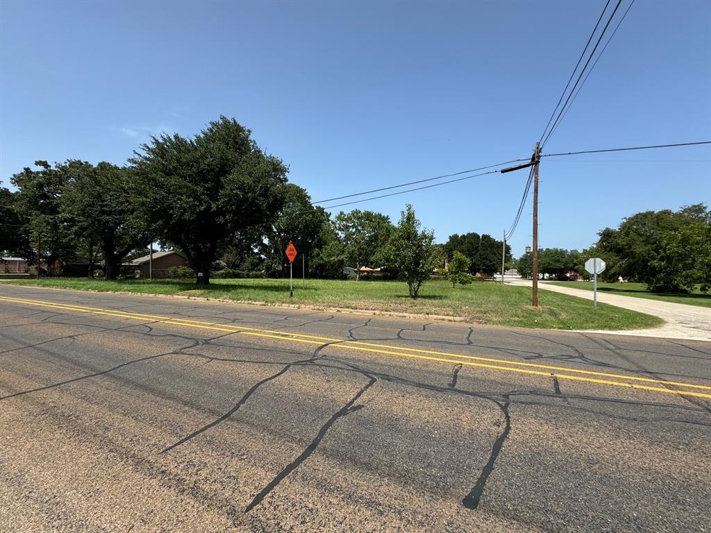 206 N Olive Street, Grapeland, Texas image 8