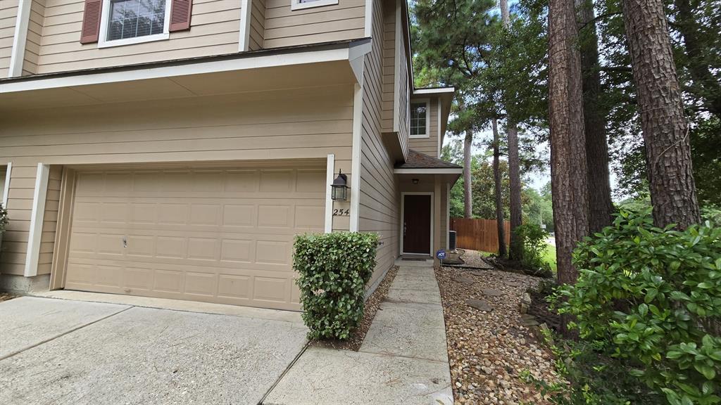 254 Liriope Court