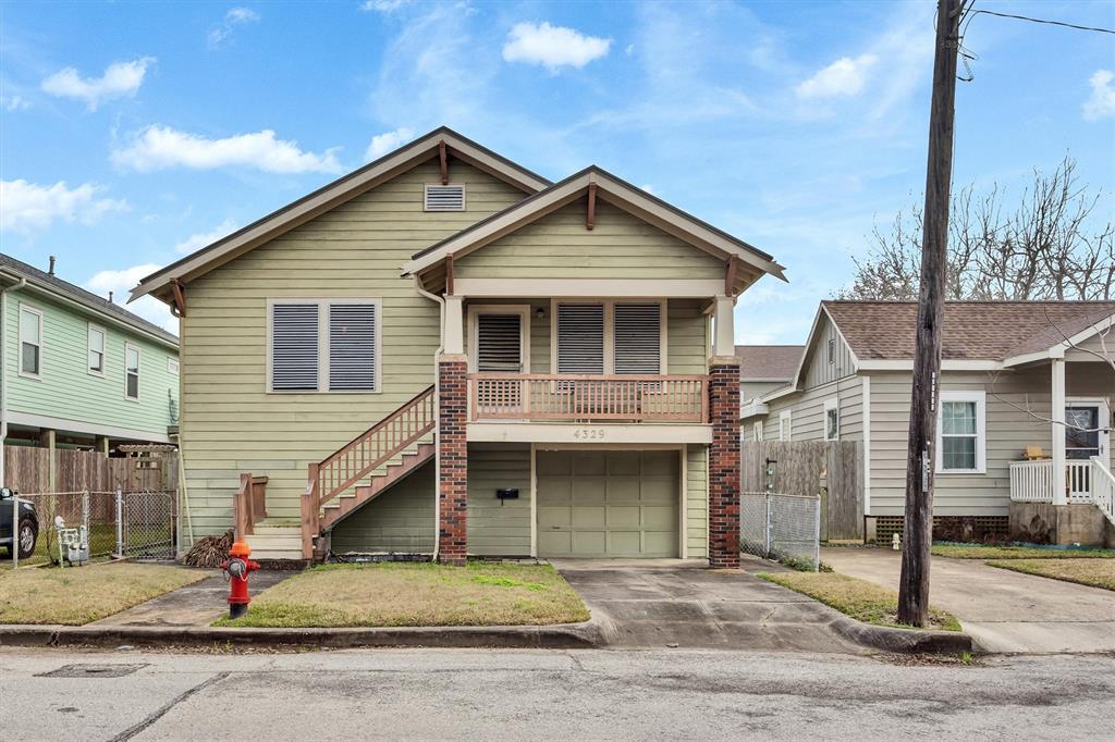 4329 Avenue S 1/2 Avenue, Galveston, Texas image 1