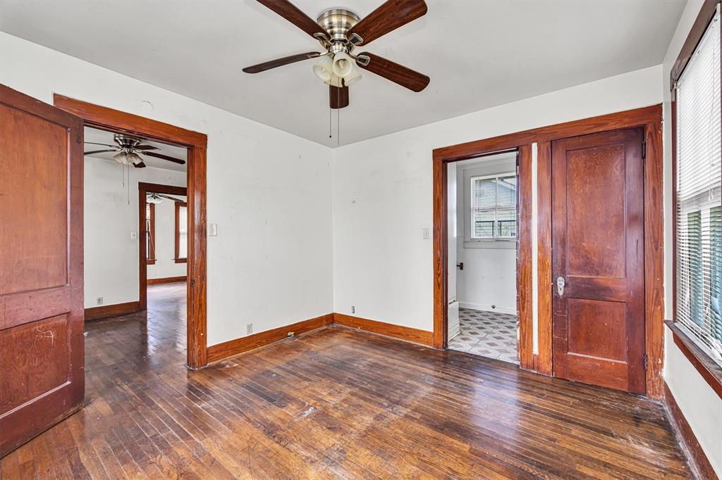 4329 Avenue S 1/2 Avenue, Galveston, Texas image 18