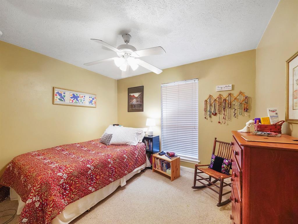 2017 Royal Oak Place, The Woodlands, Texas image 13