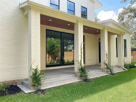 Single Family Residence in Bellaire TX 5120 Patrick Henry Street 20.jpg