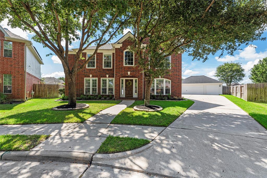 4446 Desert Cliff Court