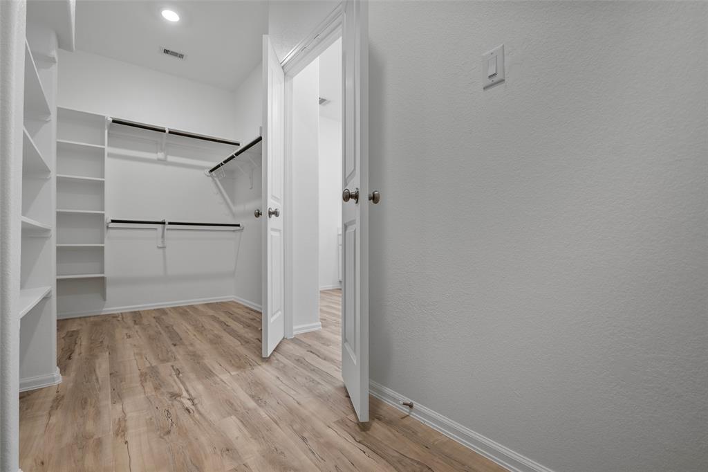 21427 Waldenburg Place, Tomball, Texas image 13