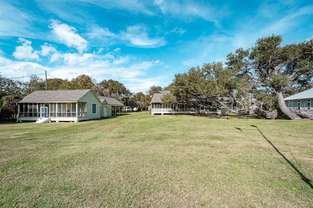 7414 Ocean Drive, Beach City, Texas image 40